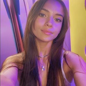 Meet your Posher, Lily